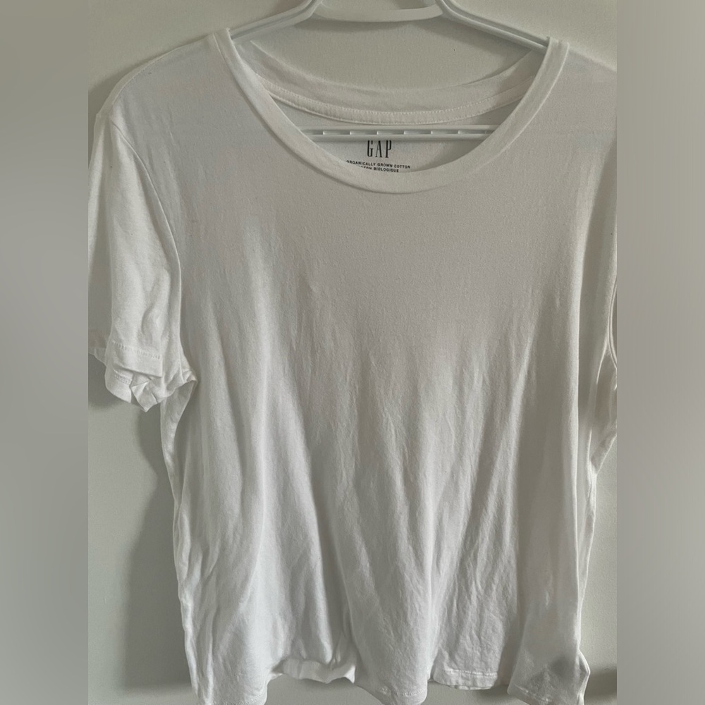 NWOT Organic Cotton Gap T-Shirt, M